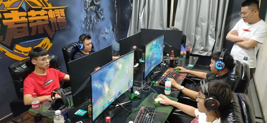 节奏彻底崩 节奏彻底崩